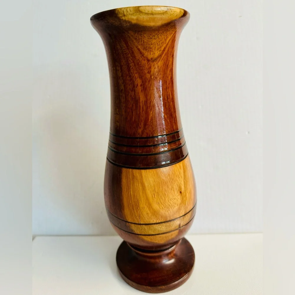 Vtg Hand turned brown Boho light and dark unique wood vase.